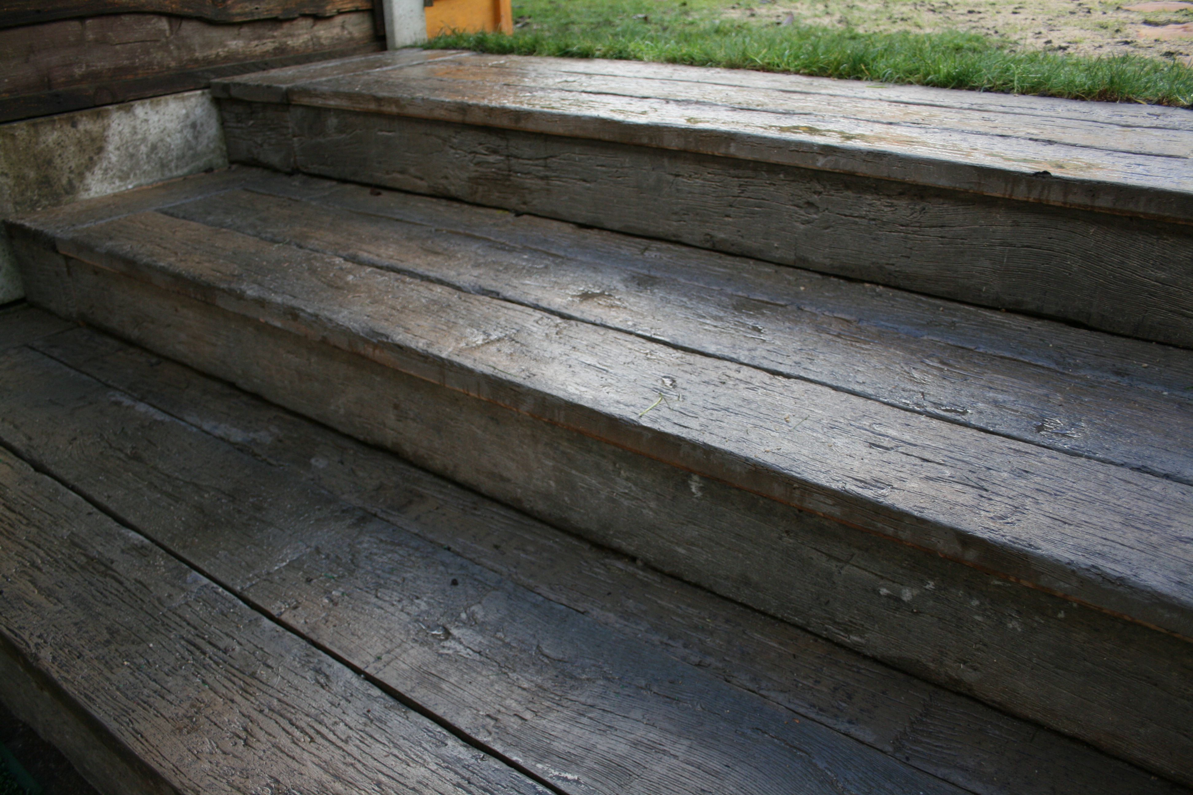 Outdoor Wood Steps Slippery / Super Simple Slippery Stair Solution